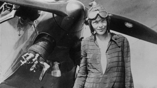 Amelia Earhart: la prima donna a sorvolare l'oceano!